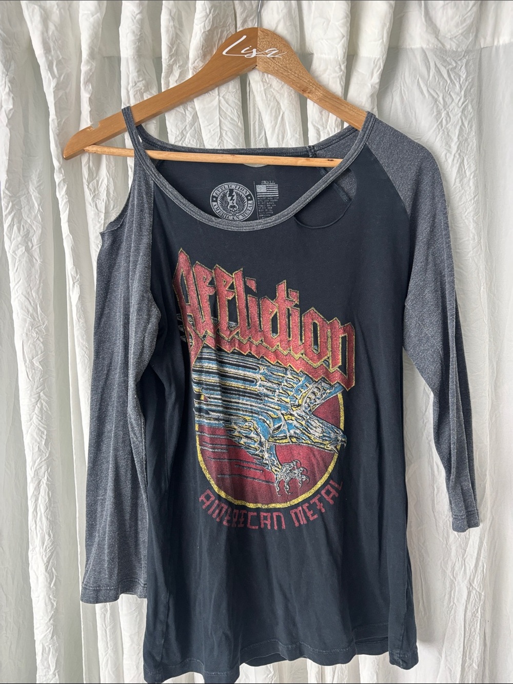 Vintage Affliction Black and Gray Cold-Shoulder Long-Sleeve Graphic Tee